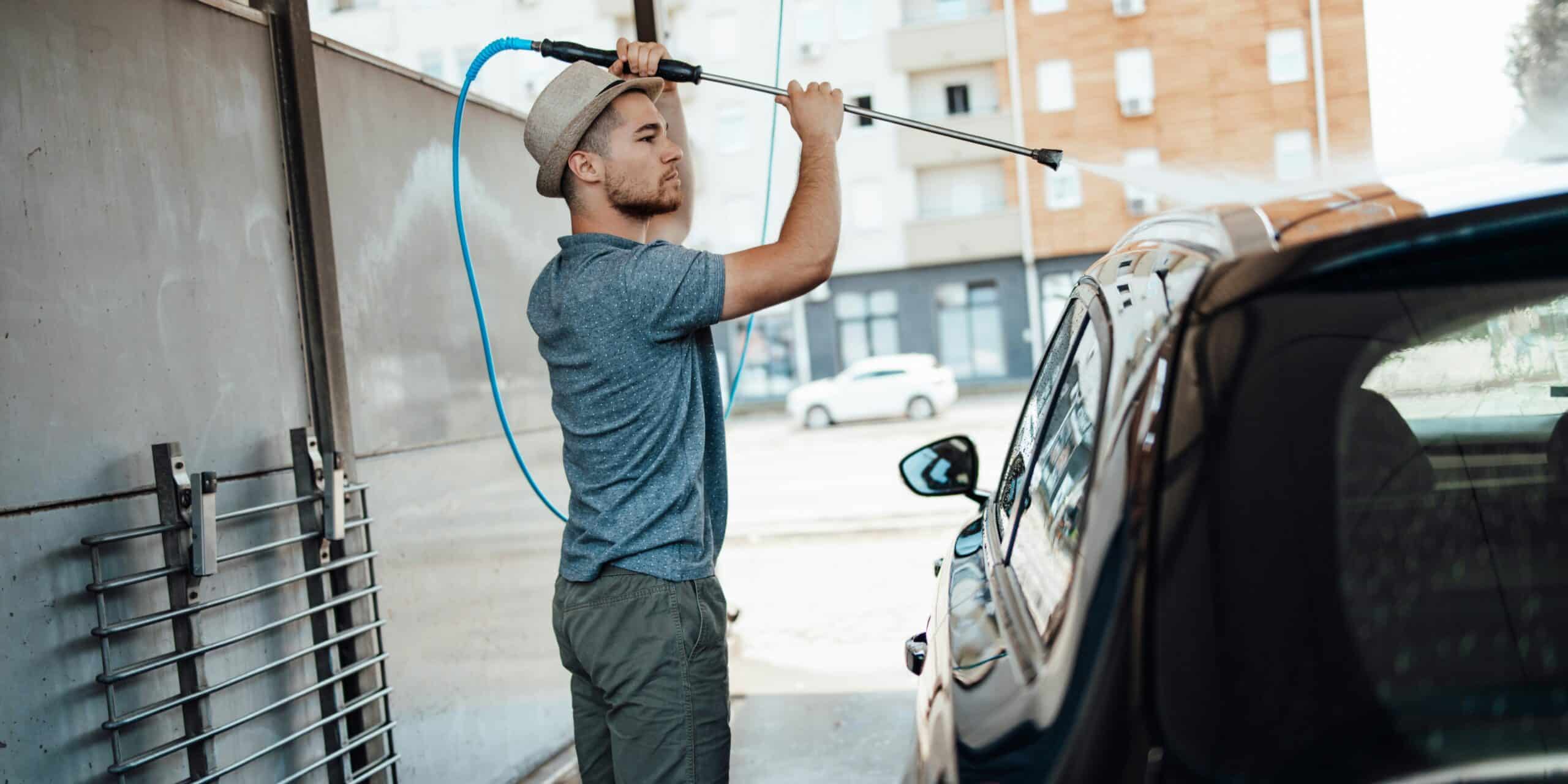 How Mobile Car Wash Services Are Thriving Due to High Demand and Low Costs