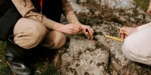 67,800‑Year‑Old Hand Stencil Discovered