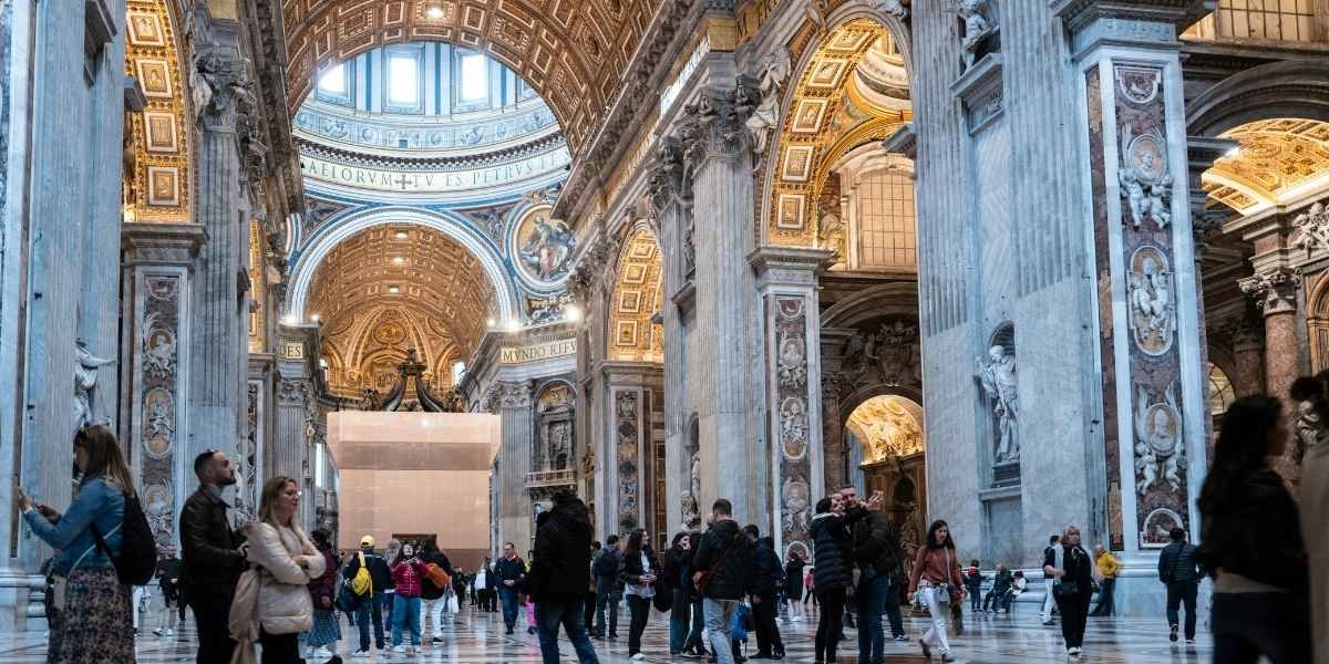 Overtourism Crisis Pushes Destinations to Rethink Tourism Economics