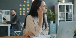 Stanford Report Highlights Growing Disconnect in U.S. AI Sentiment