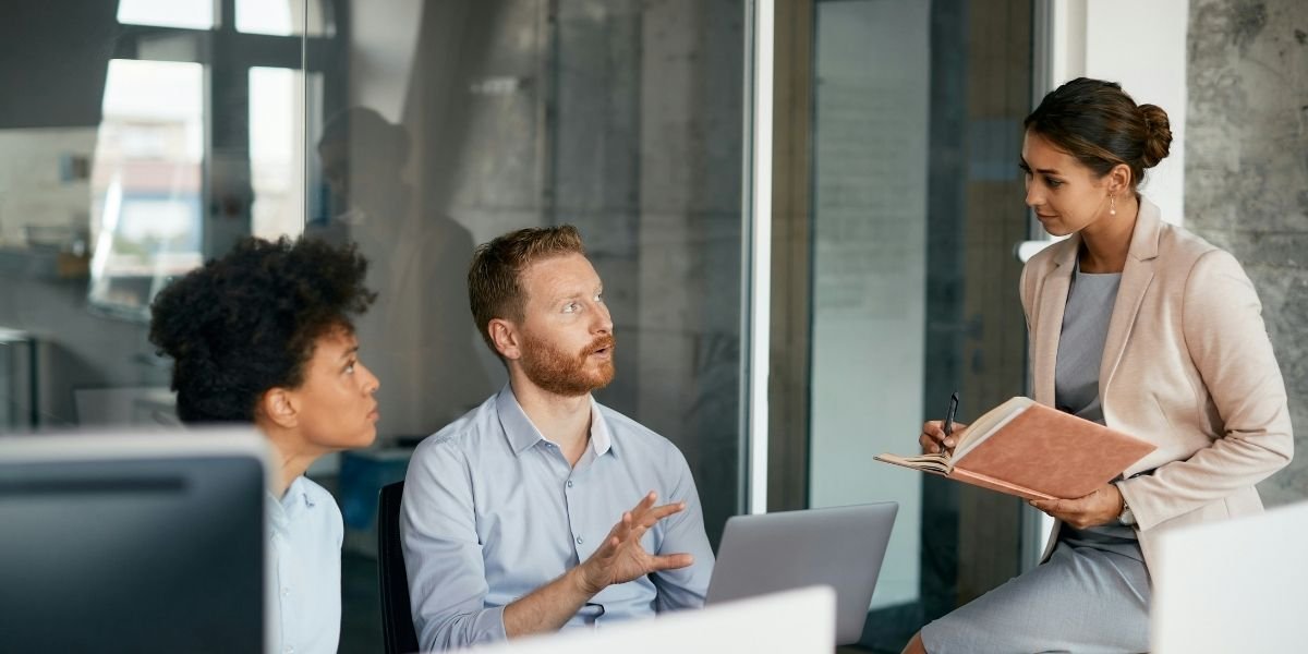 U.S. Regulators Warn Bank CEOs on AI Cybersecurity Risks