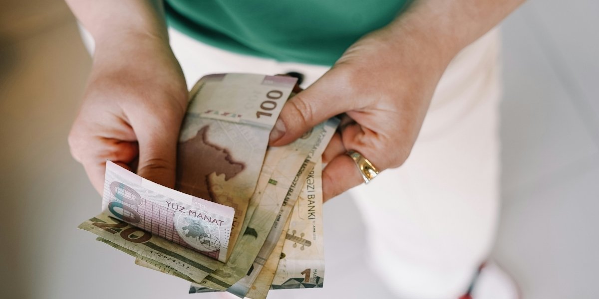 Asian Currencies Slide Amid Rising Oil Price Concerns