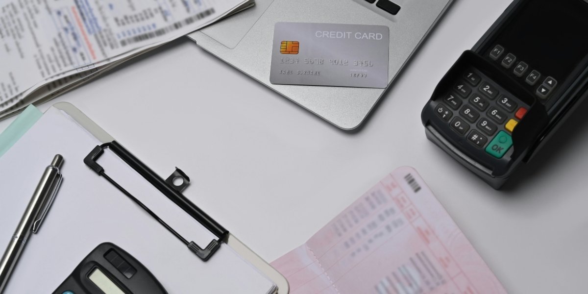Private Credit Faces Pressure as Bank Standards Stay Tight