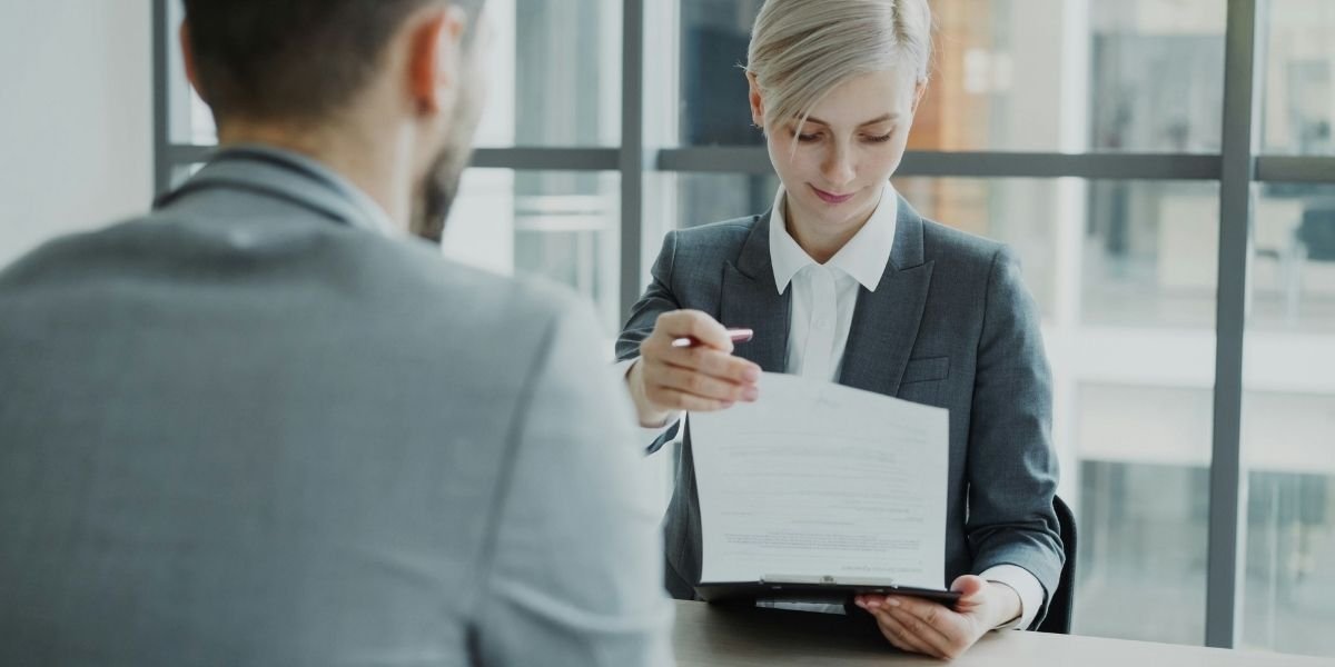 U.S. Job and Housing Markets Face Persistent Economic Pressure