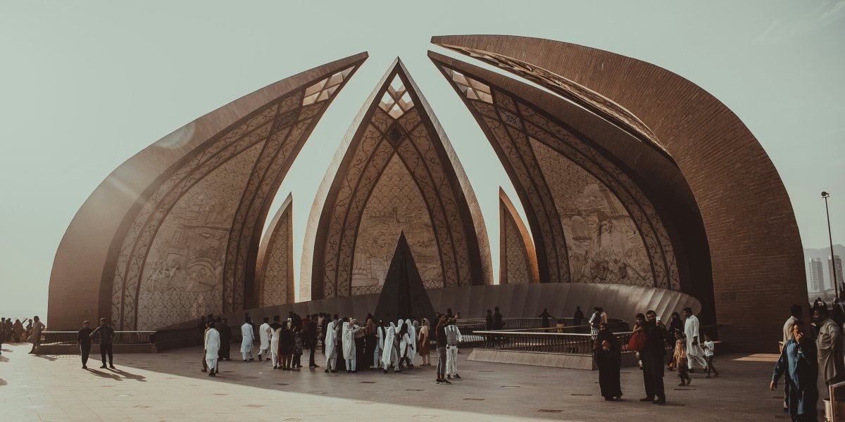 Damami Pathan Tribe - Traditional Occupations, Modern Professions, and Changing Economic Roles in Pakistan