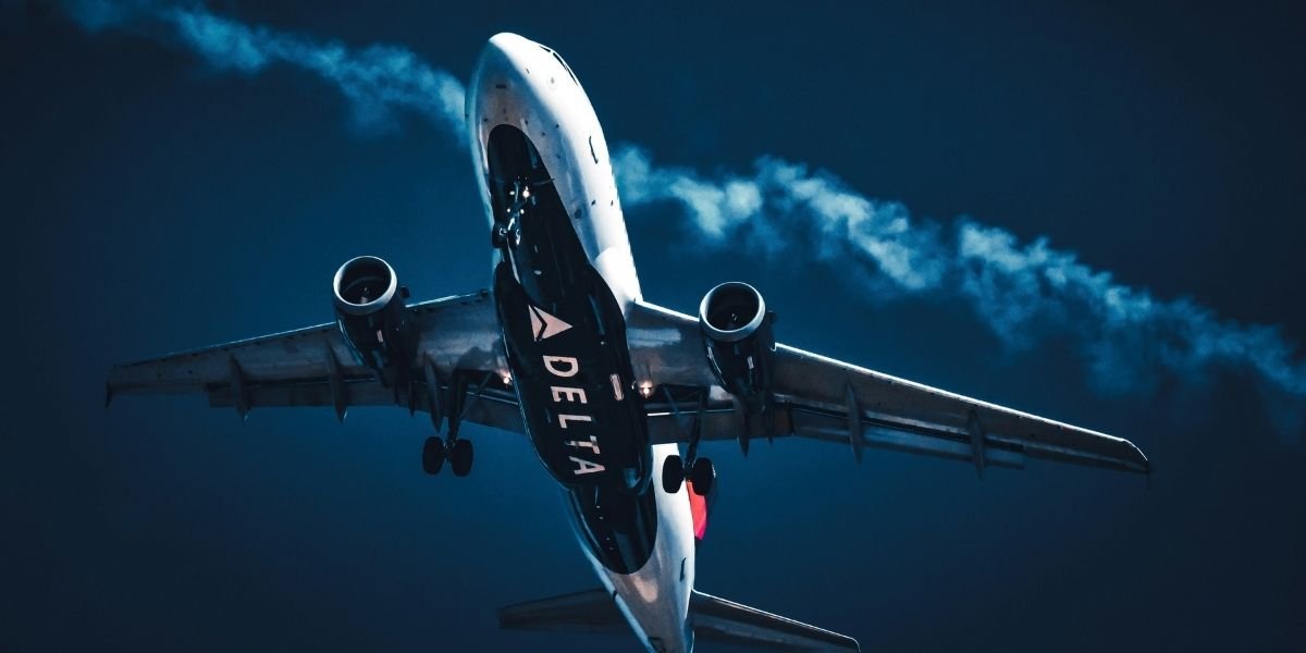 Delta Air Lines Cuts 2026 Profit Outlook Despite Record Revenue