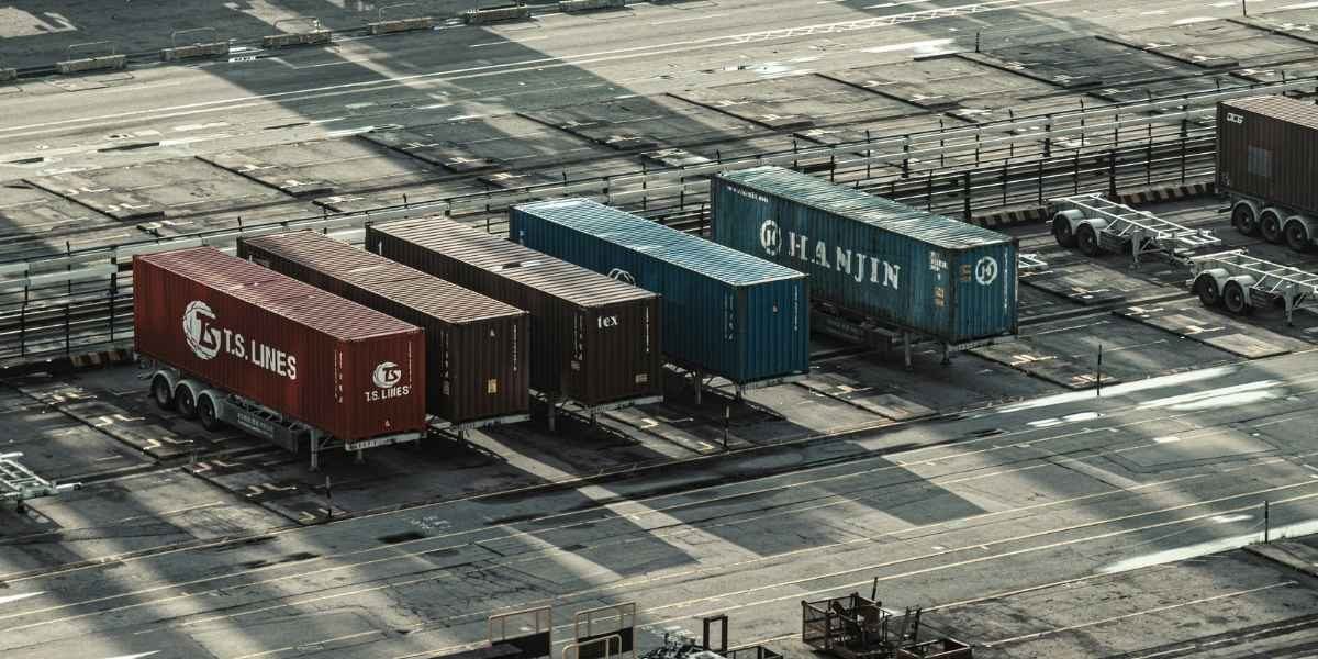 China Export Surge Tests U.S. Factories as Order Growth Slows