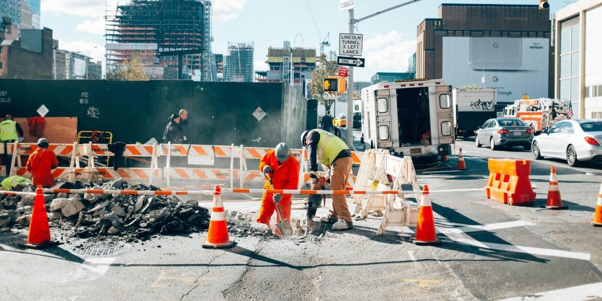 Rock Popper: A Controlled Solution for Breaking Concrete and Stone