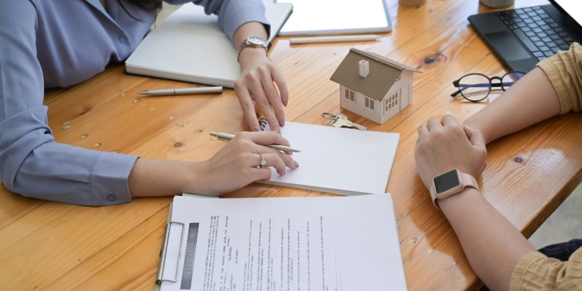 U.S. Job and Housing Markets Face Persistent Economic Pressure